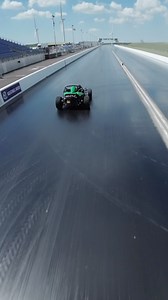 A CLIP FROM THE POD!! We follow in this run @rickyatom 1000bhp Ariel Atom and what a run it was!! #motoraddicts #arielatom #atom #arield #supercar #killer #k20 #engineswap #beastmode #fastestcar #fastcar #kswap #k20turbo #worldsfastest #dragracing #dragrace #carporn #carswithoutlimits | Motor Addicts