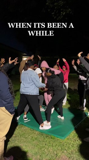 When it’s been a while since we stunted lol !! #cheer #cheerleading #cheerleader #foryou #fyp #fypage #fypシ #fypシ゚viral #stunts #cheerstunts #cheerstuntingfails #cheerstunts🔥🙌 #funny