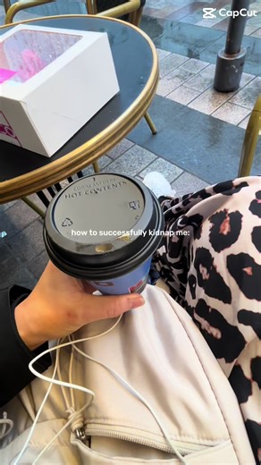 McDonald’s, coffee, a flight ✈️ & a sunrise will do 🫶🏻 🌅🧡 • #sunrise #mcdonalds #coffee #flight #plane