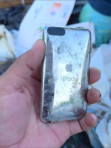 😯Found Old iPod..!🥰🤑!#reelsinstagram #iphone15 #fbreelsfypシ゚viralvideo #fbreelsfypシ゚viralシ #fb #smartphone #reelsviralfb #reelsviralシ #reelsfbシ #fbreels23 #Samsung #reelsviral #apple #fbreelsfypシ゚ #reelsvideo #fbreelsfypシ゚viralfbreelsfypシ゚viral #reelsfacebook #fbreels #fbreelsvideo #iphone #Huawei #iphonex #iphone11promax #iphone11 #iphone14promax #iphone12promax #Macbook #ipadpro #iPhoneXR #mobile #iPhone15 #iphone13 #iphone13promax #Repost #S24Ultra #iphone14 #ipad #OPPO #vivo #iphone16prom
