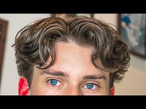 How You Can Style a Textured Middle Part (2025)