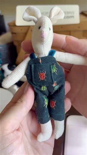 141K views · 9.4K reactions | on an overalls kick ✨ can’t get over all these little bugs  #sewing #heirloomtoys #handmadetoys #handmadetoysofinstagram #sewistsofinstagram #handsewing #sewingmachine #dollhousemouse #dollhousecritters Handsewing - custom toys - heirloom quality - sewing process - handmade - mouse plushies - doll clothes - stuffed animals - plush - Maileg Mouse inspired - dollhouse mouse - dollhouse critters | Mama Roar | Facebook