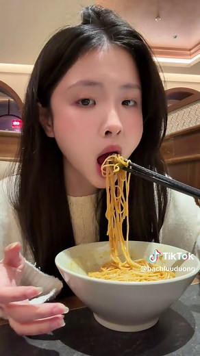17 tiếng quá cảnh ở Thượng Hải thì làm gì 🦦 #bachluuduong #shanghai #langthangtrungquoc #xemcungtiktok #thanhtoanquocte