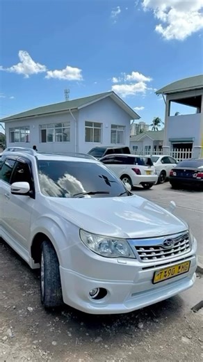 Jaynsten & Newton | Subaru Forester SH5 ikiwa inafungwa bodykits full (mbele, nyuma na pembeni) …. Gari imependeza haswa🔥‼️‼️ 𝗣𝗿𝗶𝗰𝗲/𝗯𝗲𝗶💰; Tshs.950,000/= 𝐊𝐰𝐚... | Instagram