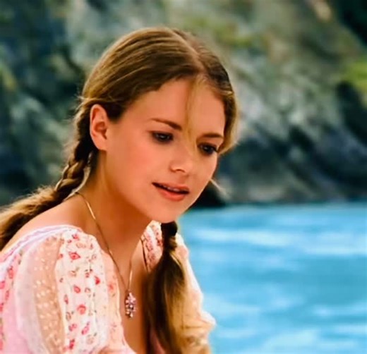 @golden_music90s | Follow @golden_music90s for more hits… Hum mile ya na mile… dil mile the ek pal ke liye A. R. Rahman ke sur, pyaar ki kahani…Kuch rishte... | Instagram