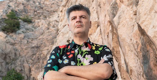 Φοίβος Δεληβοριάς: Τι σημαίνει το επώνυμό του και πως το… απέκτησε