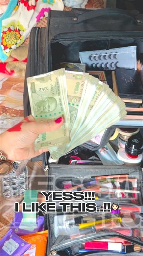 𝗥𝗔𝗭𝗜𝗬𝗔 𝗠𝗘𝗠𝗢𝗡 on Instagram: "work motivation , money talks makeup artist surat mekup artist, wedding season bride, makeup, trending relatable funny . . . . #instagram #makeupartist #makeup #viral #funny"