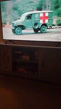 mash ending credits, vs. theme song 🎵 on me tv