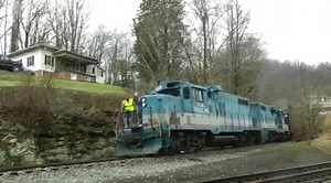 Final Elk River Railroad Train with Cars