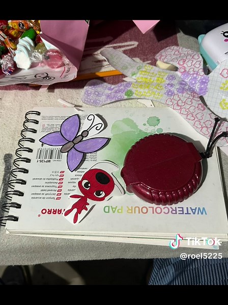 Yoyo Lady Bug 🪀 🐞 #ladybug #miraculous #miraculousladybug #ladybugyoyo #marinettedupaingcheng #tvserie #miraculousladybugtiktok #apoyo #movie #paratii #videoviral #fyp #fypシ゚ #video #movie #movies #videoviral #mlb