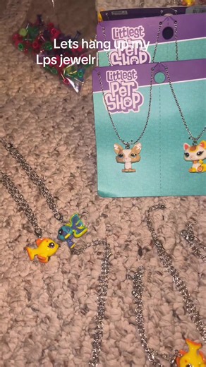 LPS Jewelry Display Ideas: Cute Littlest Pet Shop Setup