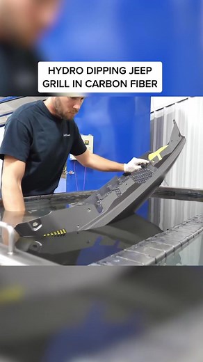 Jeep'ers lets customize 😎 #jeep #custom #liquidconcepts #hydrodipping #hydrographics #hydrodipped #watertransferprinting #DIYwithBlock #DuetDoWet