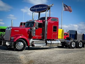 2023 Kenworth W900L Sleeper