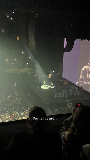 Daniel Caesar concert clips — best live moments