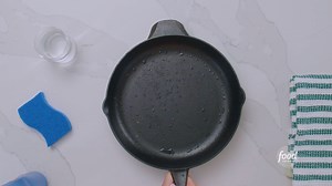 109K views · 256 reactions | Did you know that if you care for and season your cast-iron skillet properly, it actually becomes non-stick?! For tons of cast-iron recipes and more tips and tricks, download the #FoodNetworkKitchen app! | Food Network Kitchen | Facebook