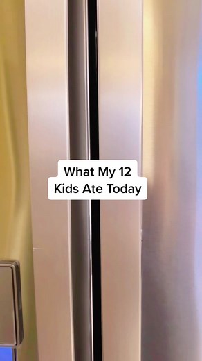 What would you get at the concession stand?! #BonAppetit #MealIdeas #LargeFamilyMeals #BigFamilyMeals