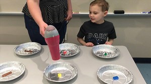 蓼流 Today, we're investigating whether salt and a hairdryer will help various objects melt. Practice making predictions and tell us about your results! What objects can you find to test? #SL_DailyDose #VirtualPureMichigan #MuseumAtHome #SupportFlintGenesee | Longway Planetarium | Facebook