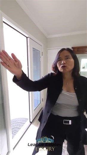 Inside 8 Monticello's Private Room With Separate Entrance