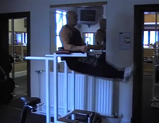Roman Chair Leg Raise