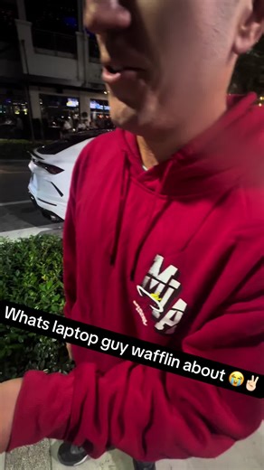 Whats blud waffling about in brickell 😂😂✌🏻 #laptopguy #entrepreneur #miami #brezscales