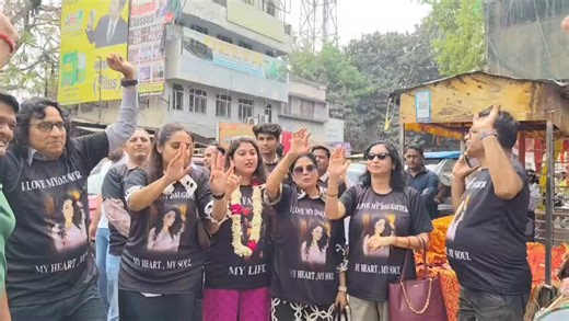 Vineeta, who married in 2018 with Major Gaurav Agnihotri, finalized her divorce after years of a "bitter" relationship.As soon as the verdict was announced, attendees started celebrating in Meerut court premises with dhol, dance, and sweets.