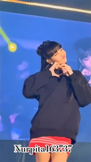 Blackpink reaction Video Lisa look 👀 😁💥​#blqckpink #bts #trending #kpop #shortfeed #viralshort hd1