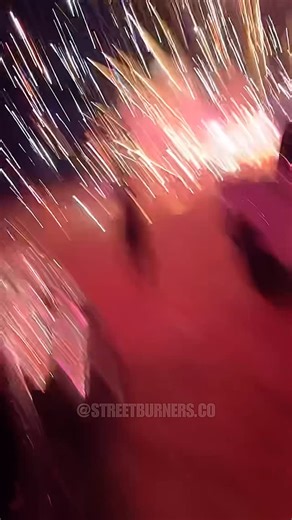 𝗦𝗧𝗥𝗘𝗘𝗧 𝗕𝗨𝗥𝗡𝗘𝗥𝗦 on Instagram: "Another pyro bonfire 😅🤯💥 (Credit 🎥 : @d_douangdet9 ) . . . . #bonfire #fireworks💥 #crazy #boom #streetburners #pyro #reels #fireworks #firework #pyrotechnics #pyros #salute #trending #viral"