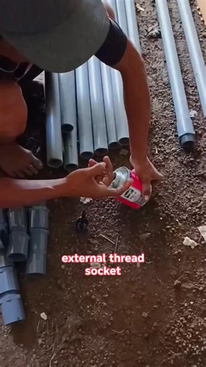 4.6K views · 19 reactions | Installing an external threaded socket on a PVC pipe for the water line from a submersible pump machine. #drilling #waterwell #fyp #Reels | TirtaJaya Bor | Facebook