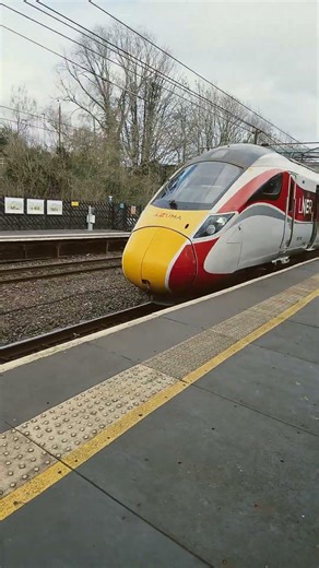 LNER Azuma passing Fitzwilliam class 800