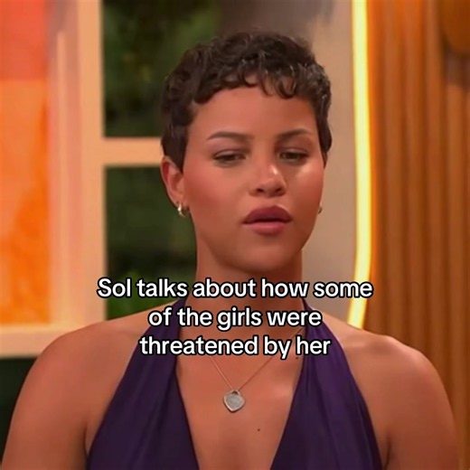 This is tea for me 🤭🤭🤭 | #solmya #loveislandusa #melaniemoreno #fyp #viral | Sol aftersun talks about mean girls | Melanie and Aniya sol aftersun | Aftersun love island USA
