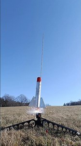 Homemade model rocket, rapid ascent 🚀 #modelrocket ##homemade #foryou #rocket #start #hobby #science