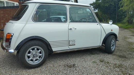 1987 Rover Mini Vit manuell, 4 växlar Högerstyrd i Crewe,...