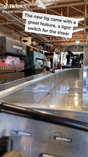 OSHA approved#weld#tig#mig#aluminum#boat#boatlife#welding#airboat#bayboat#stainlesssteel#outboard#centerconsole#fab