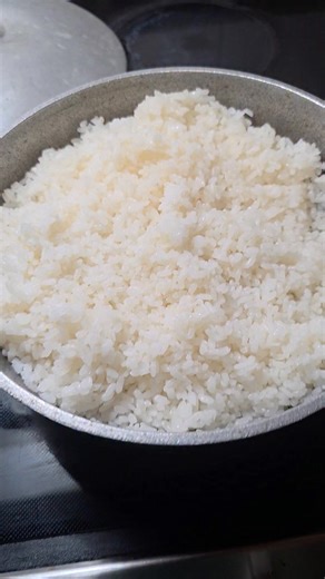 Saludos mi gente mira hoy mi menu fue esto su nombre LA MIXTA. Arroz blanco, carne guisada y habichela, mas na. Mira el video aqui 👇🏾👇🏾👇🏾👇🏾. #CHEFROMAN #ESTOLOHAGOYO #HOYLAMIXTA | Maria Roman Alvarez