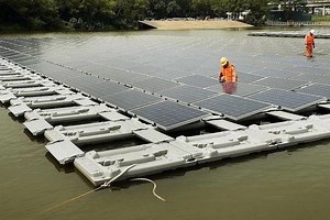[Hot Item] Offshore Floating PV Solar Mounting System Solar Panels Float on Swimming Pools Photovoltaic Structures and Supports Floating Solar Floats