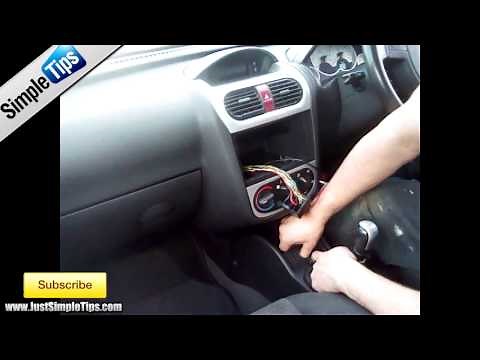 How to fit a radio into a Vauxhall Corsa CD30 (2005-2013) | JustAudioTips