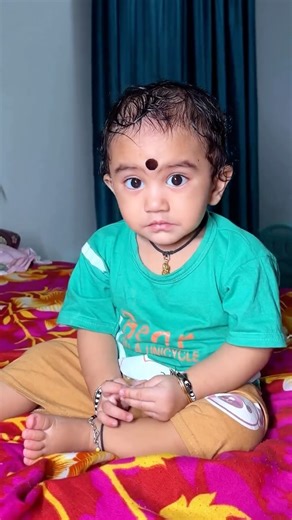 Crazy Dwani For You on Instagram: "డాడా అయిపోయాడు 😤😤#cute #viral #crazyumaforyou #crazycherryboy #reels"