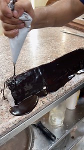 Chocolate triangle wali pastry | Ujjwal foodie