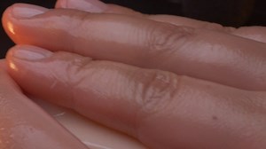 ASMR ALICE 【永久保存版】ASMR 极致的耳部按摩，让你沉醉于美妙的声音之中 耳奥にじゅわっと広がる！音で悶絶する究極耳マッサ