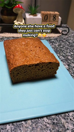 I can't get enough of this Simple Mills Apple Cinnamon Bread! 🍎🍞 #zitasmeals #cinnamonbread
