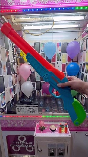 Pop the winning balloon and get a prize #shorts #clawmachine #arcade #iphone #home