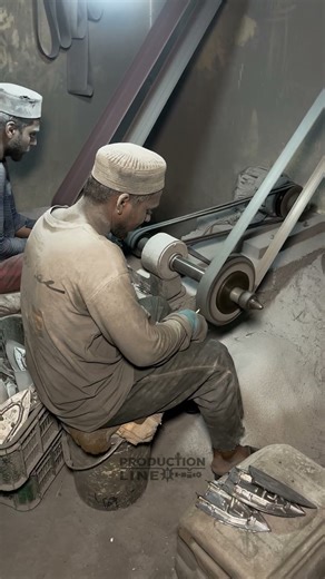 How making the Base of a Cloth Iron | Casting & Grinding Process