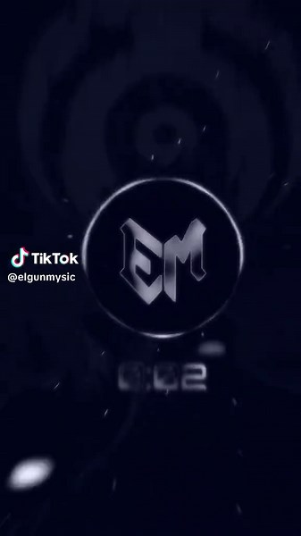 Experience Phonk Music with Headset for Enhanced Bass