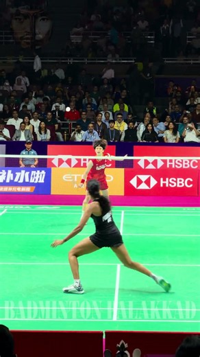How PV Sindhu Covers the Entire Court in Just 2 Steps 😮‍💨🏸