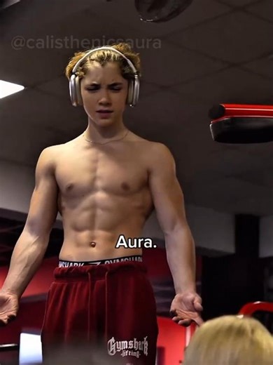 Calisthenics Aura ♾️#calisthenics #aura #reaction #shorts #freestyle