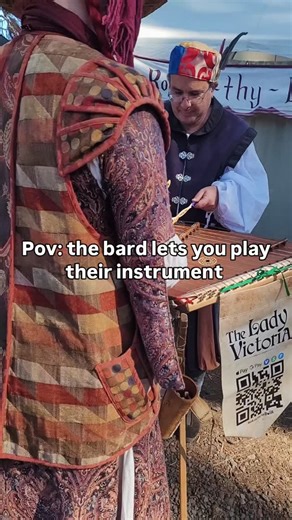 Is this dueling dulcimers? Hammer time? Dulci-off? Does your Renaissance festival have a hammered dulcimer player? | The Lady Victoria