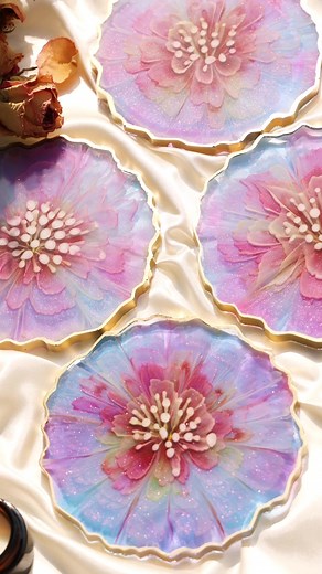 One of the flower blooms coaster video was beloved by you guys, so here we go again!🥰🥰 #resin #resinart #satisfying #results #tutorials #DIY #flowerbloom #3dflowers #flowers #resincoasters #pouringresin #fyp #crafty #fy #gorgeous #handmadegifts #giftidea