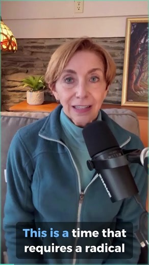 We’re living in a time that calls for a radical turning toward the integrity of the inner self. Goethe once said, “When you trust yourself, you will know how to live.” 🪶 When I was 30-something and began to trust myself to know how to live, I found that my body understood things before my mind did. As research has shown, the thinking brain processes about 40 bits of information per second, but the whole body-mind processes more than 11 million bits per second. 🤯 So when you’re surrounded by co