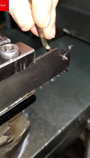 tips dan cara memotong material di mesin bubut (parting off) #jasabubut #bubut #machining #cncmachiningservice #mesinbubut