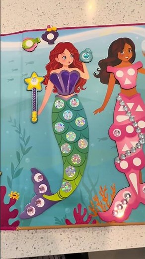 How adorable is this magnetic mermaid dress-up set?! 🧜‍♀️💖
